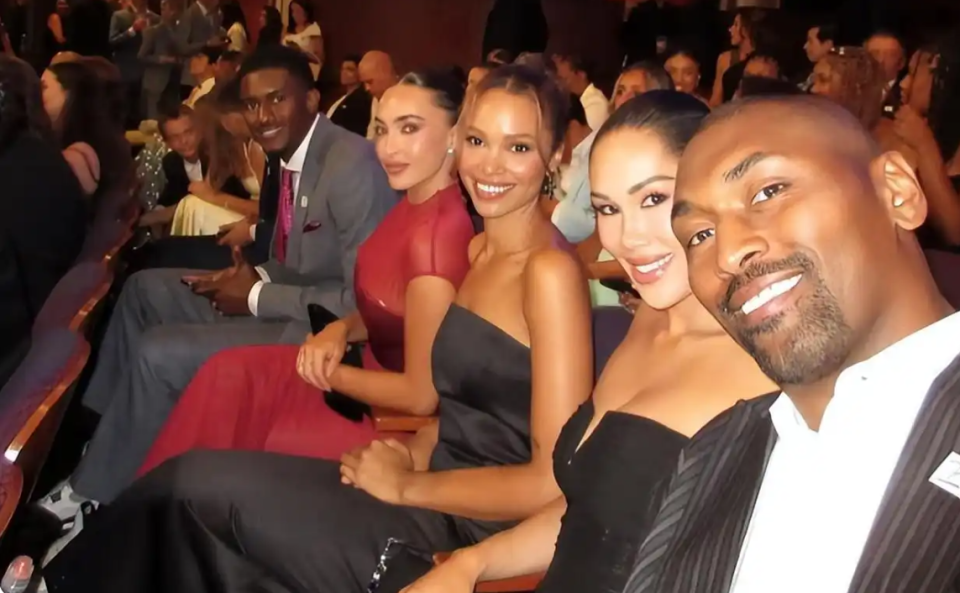 硬汉, A的四川金, 阿泰斯特宣