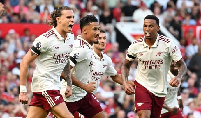 假中, 球争议很大, 但踢得真的