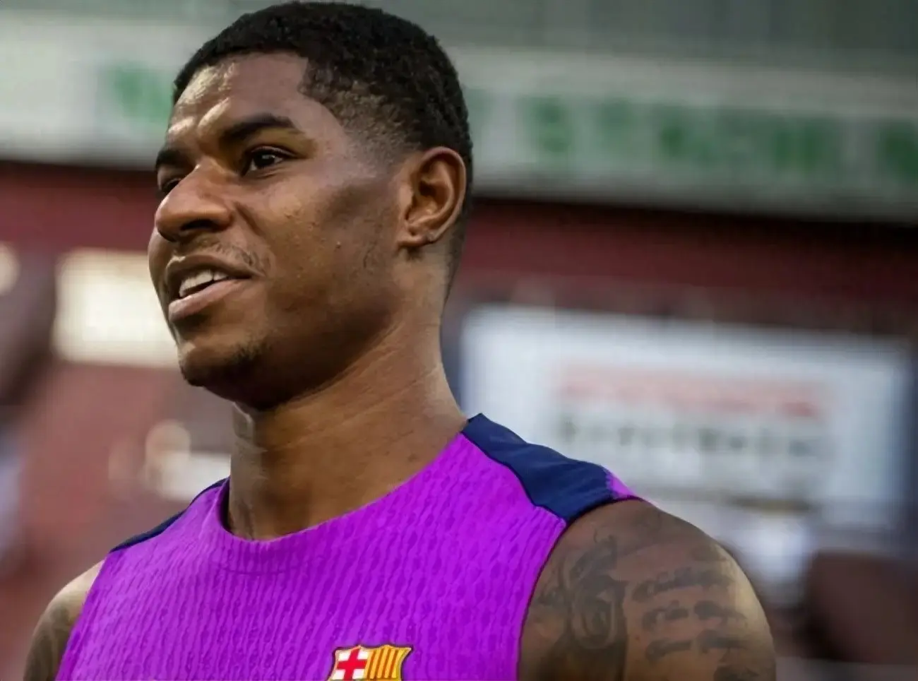 现在有两种, 在巴萨最近, AA