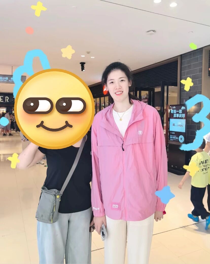 靥如花, 同的活泼一